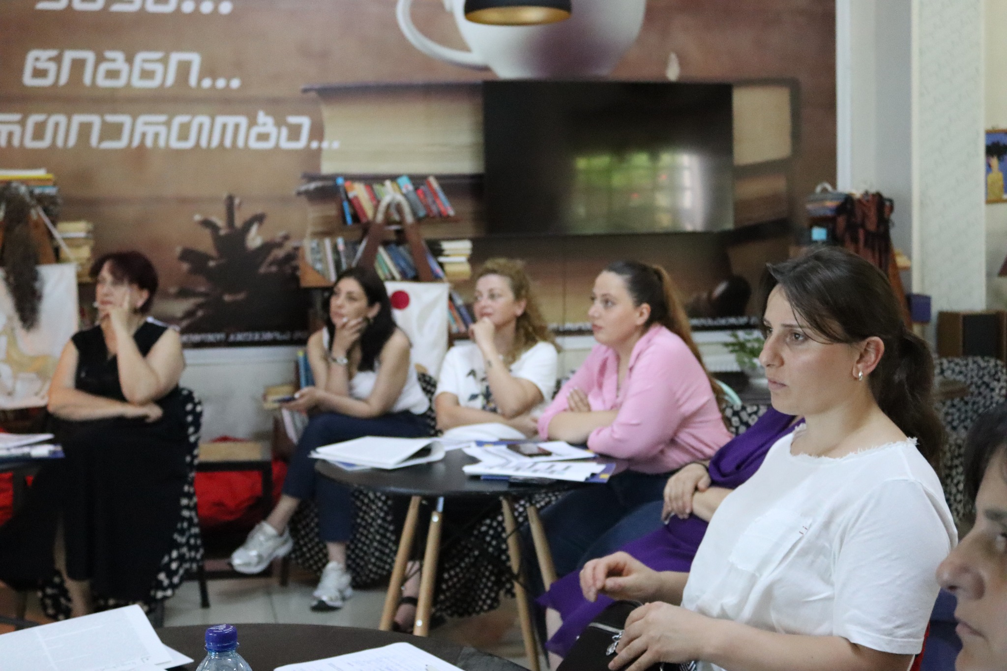 ოზურგეთის მუნიციპალიტეტის არასრულწლოვანთა სოციალური დაცვის სტრატეგიის დოკუმენტის შემუშავება.